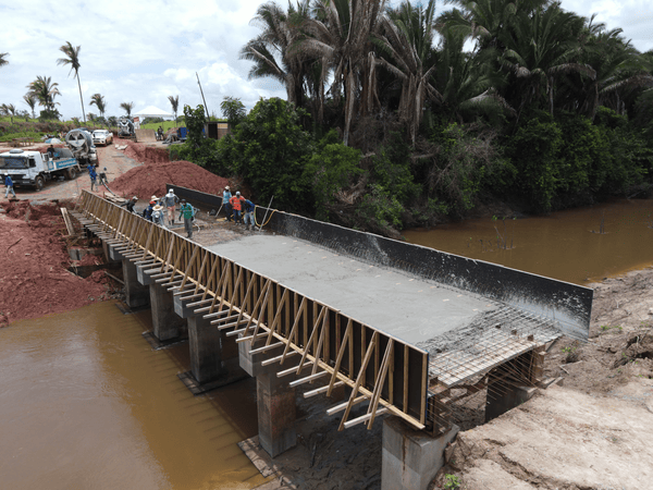 Prefeitura de Bom Lugar inicia concretagem da ponte da Morada Nova.